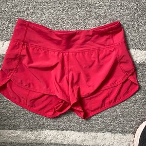 Lululemon 2.5” pink shorts